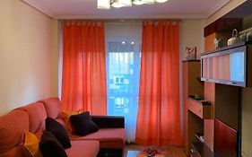 Apartamento Mota-2 Huca-Los Prados; Parking Y Wifi Gratis